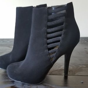 Black Suede Bootie Pumps - Size 8